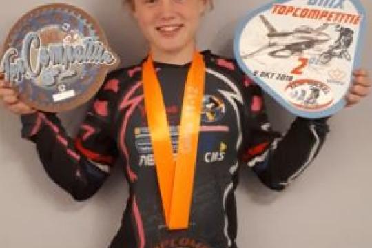 Demi Nieuwenkamp genomineerd voor sporttalent van het jaar