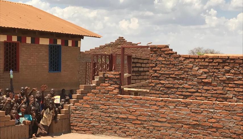 Voortgang bouw zes lokalen Chipalaschool in Malawi