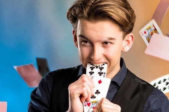 Nigel Otermans beste jeugdgoochelaar van Nederland